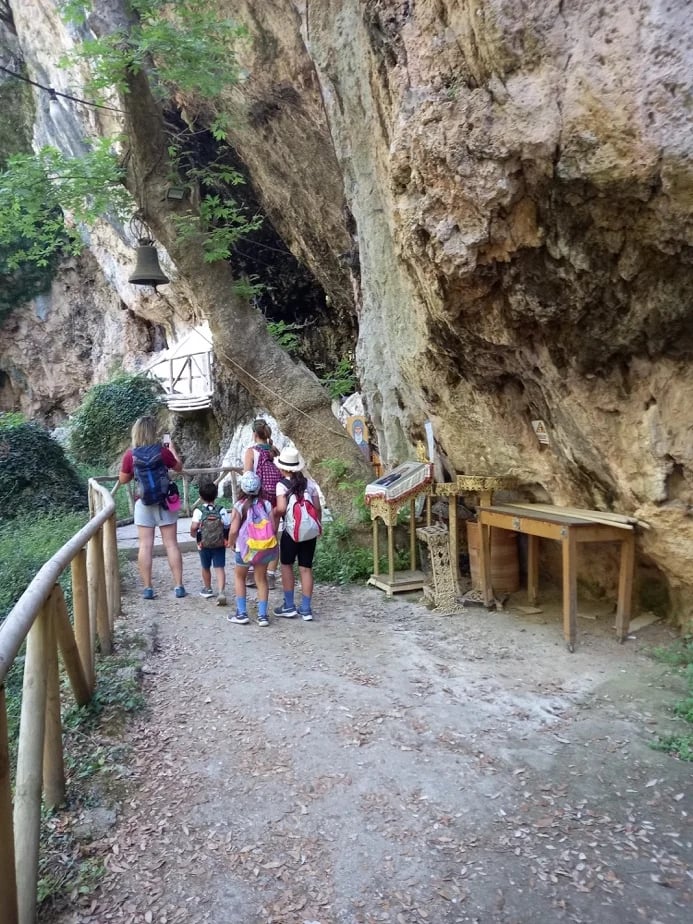 Agios Antonios Gorge trip with children and mothers Rethymnon