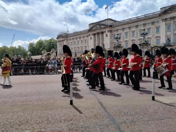 Royal Westminster: Kings & Queens, Palaces & Parks