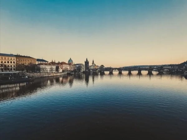 Highlights of Prague Photography 4 Hour Day Tour - Private Tour