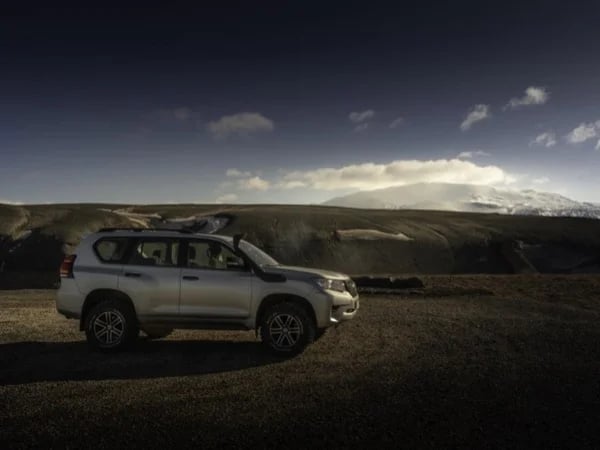 Landmannalaugar: Private Jeep and hiking tour to the Icelandic HighLands