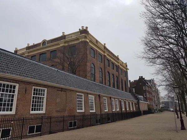 Echoes of World War II & Rembrandt - Amsterdam Art & Culture Walking Tour