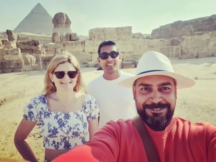 Taking a selfie with a lovely couple of travellers!