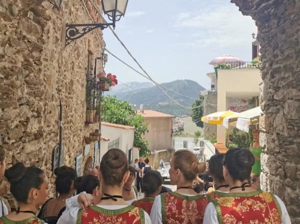 Medieval History & Ceramics in the Baronia Region - Full Day Tour