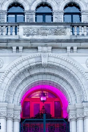 The style of the Parliament Buildings has been described as free classical, renaissance, and "Romanesque.