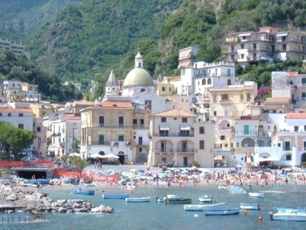 Shore Excursion-Pompeii, Herculaneum and Mt Vesuvius up to 7 travellers