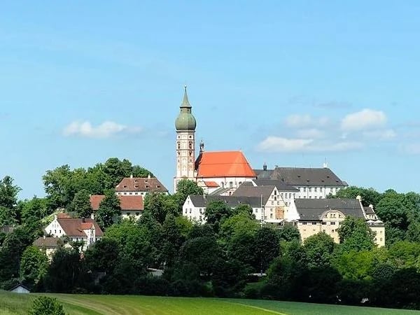 Munich City Tour and drive to Monestary Andechs