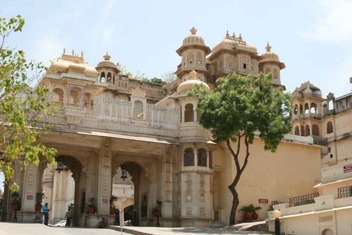 Main entrence of City Palace -TRIPOLIYA