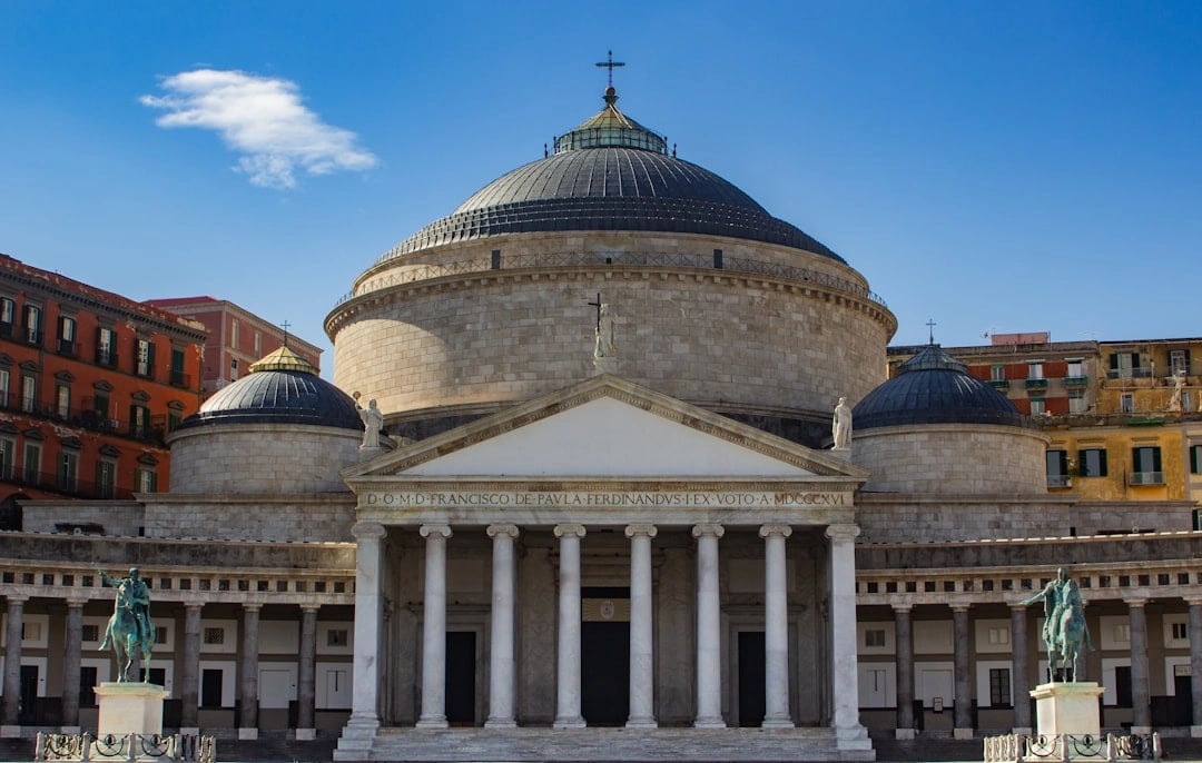 Essential Naples: Half-Day Walking Tour of the Major Highlights