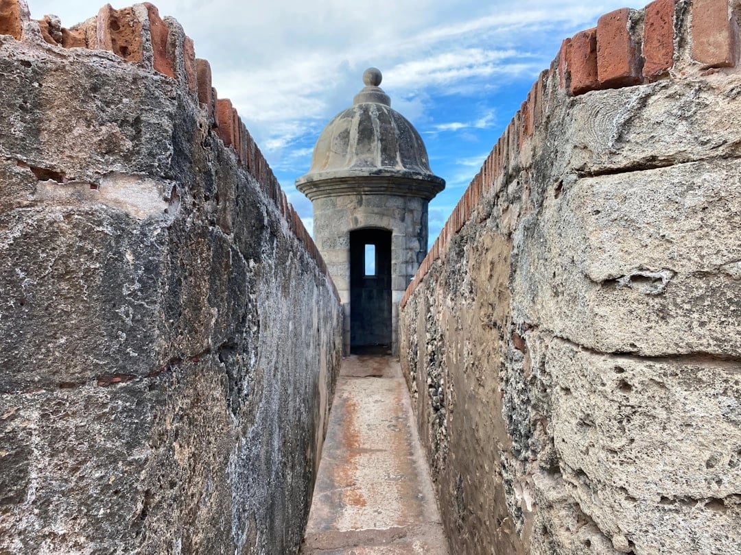 Complete San Juan: Full-Day Walking Tour Through the Neighbourhoods