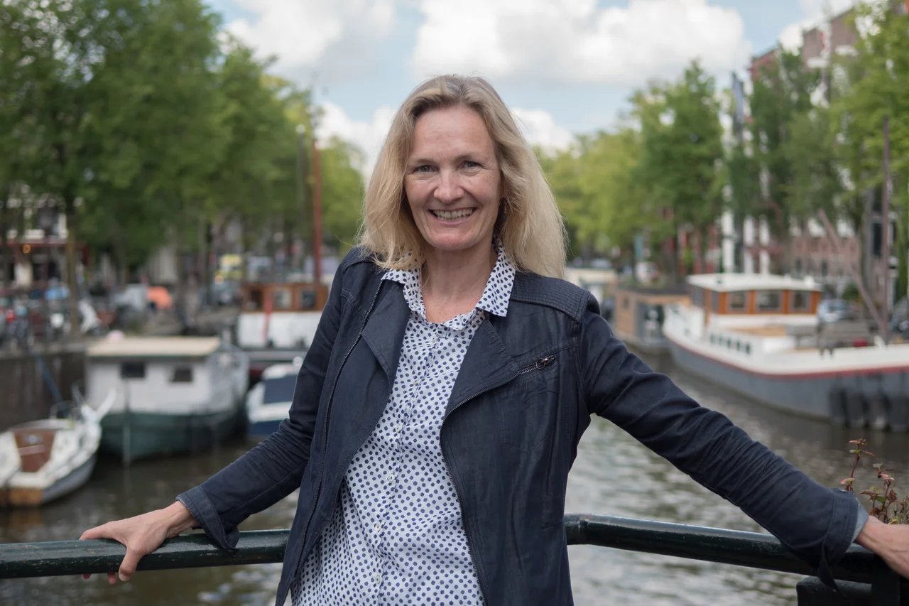 local amsterdam tour guide