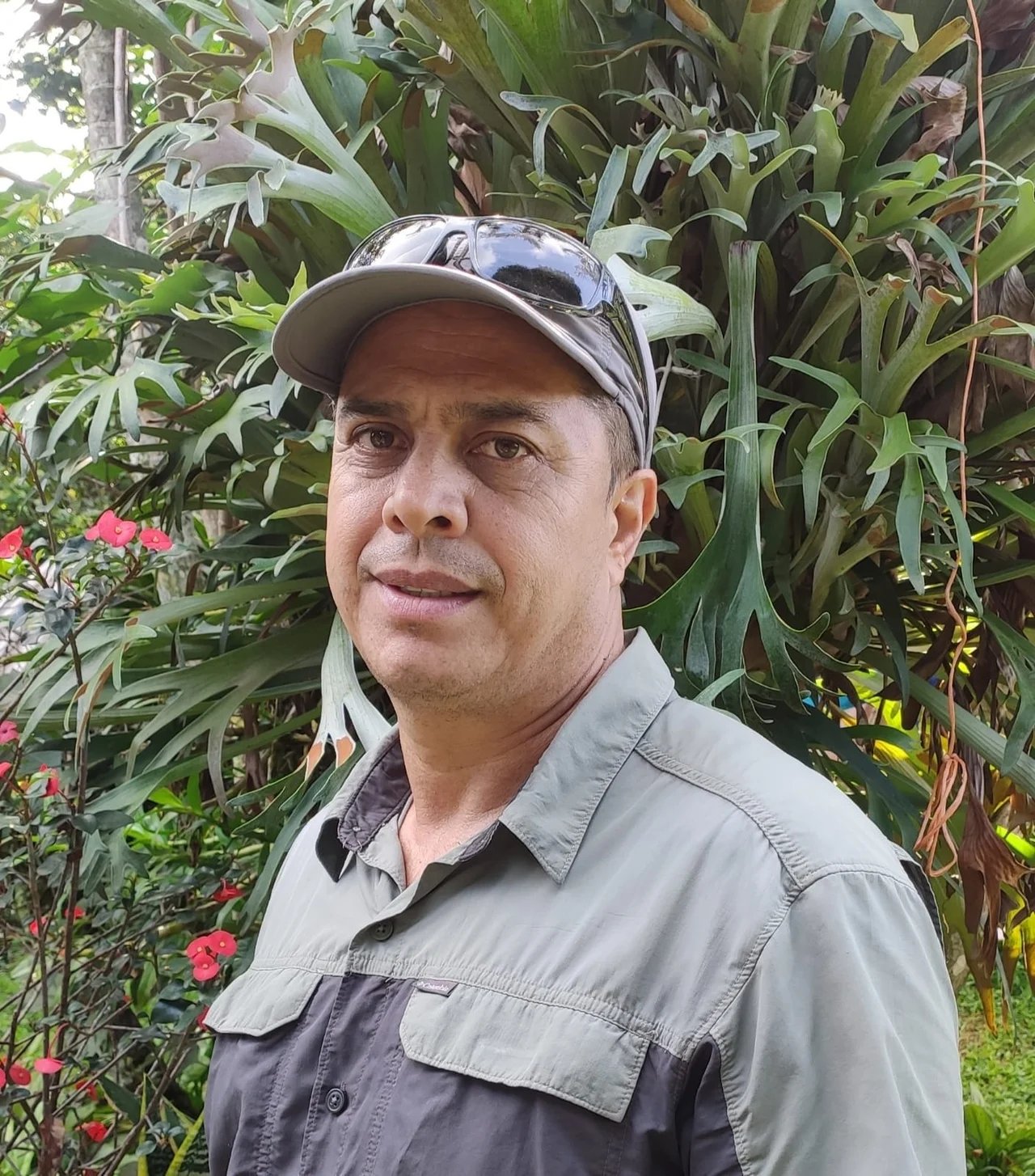 Jose R.