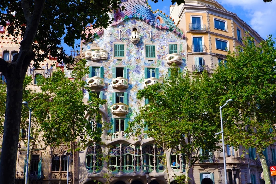 Essential Barcelona: Half-Day Walking Tour of the Major Highlights