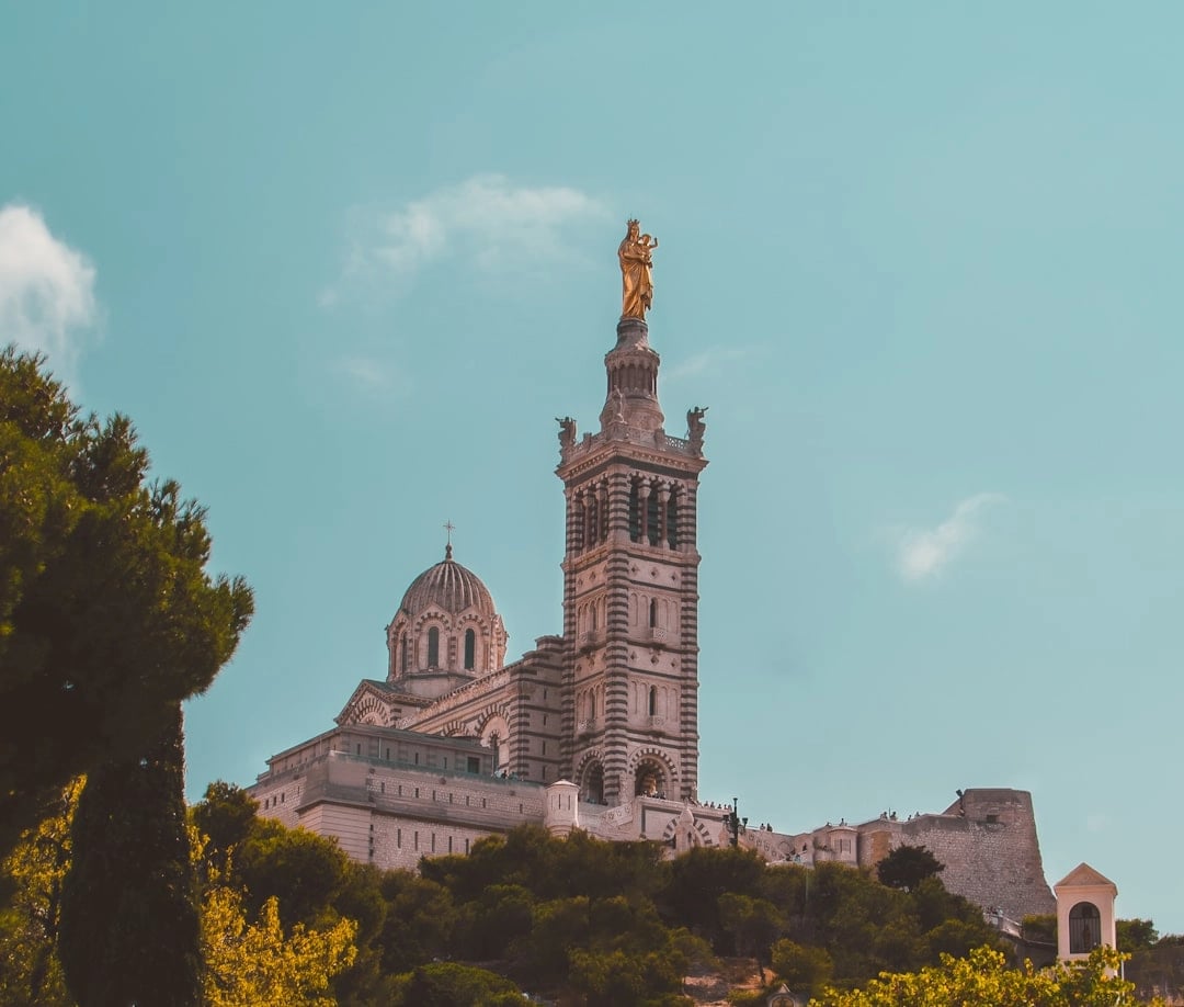 Ultimate Marseille: Full-Day Private Driving Tour from Highlights to Hidden Layers