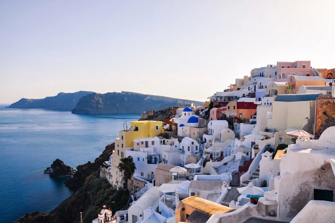 Iconic Santorini: Half-Day Private Driving Tour with Panoramic Stops