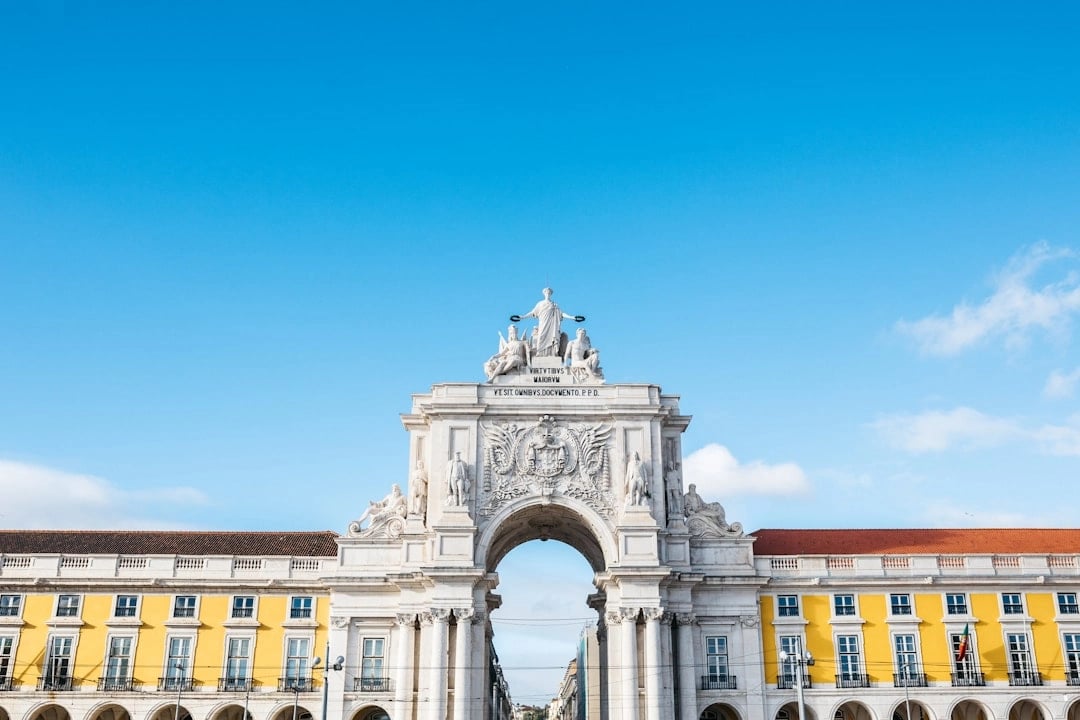 Essential Lisbon: Half-Day Walking Tour of the Major Highlights
