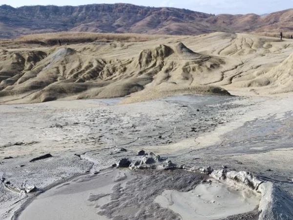 Day trip to the Muddy Volcanoes or to the Slanic Prahova Salt Mine with wine tasting and lunch