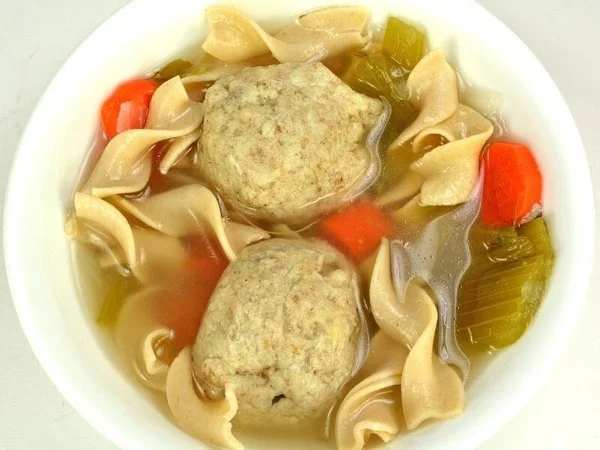 A Truly Delicious Taste of Jewish History: Full- Day Jewish Quarter and Culinary experience tour