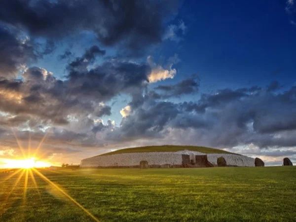 Newgrange and Boyne Valley - Private day trip