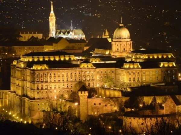 The Illuminated Highlights of Budapest Tour