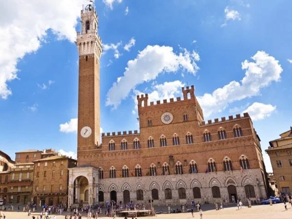 Siena, San Gimignano and Monteriggioni - Roundtrip private tour