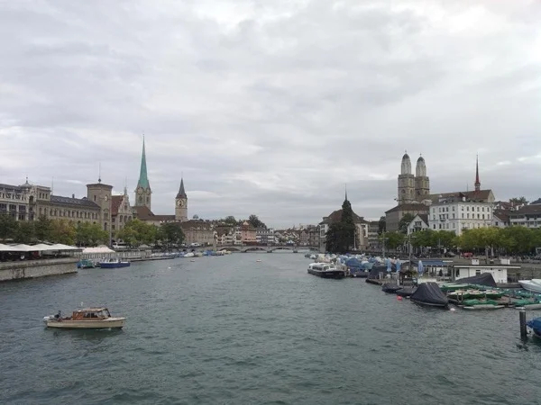 Transfer with Sightseeing from Salzburg to Zurich or Zurich to Salzburg