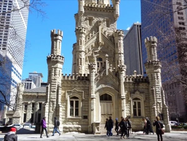 Half Day Explore Chicago Neighborhoods Tour