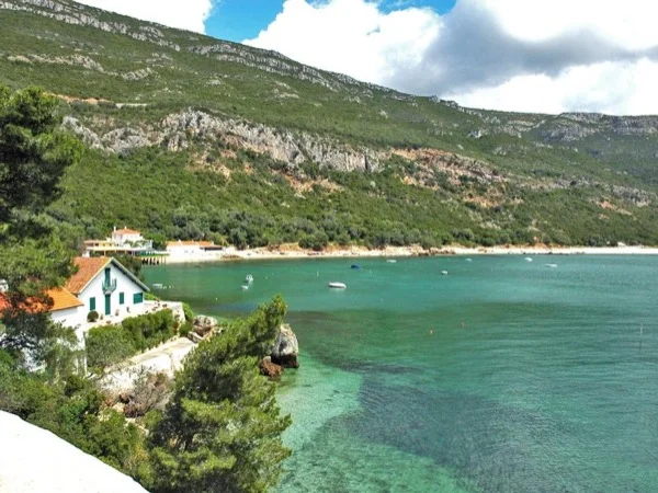Day Trip off the beaten track - my hidden treasures from Lisbon