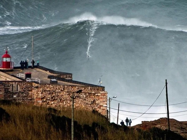 Full Day Trip in Óbidos, Nazaré and Batalha Tour From Lisbon