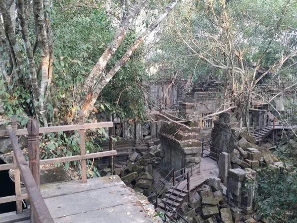 Special Beng Mealea Full Day Tour