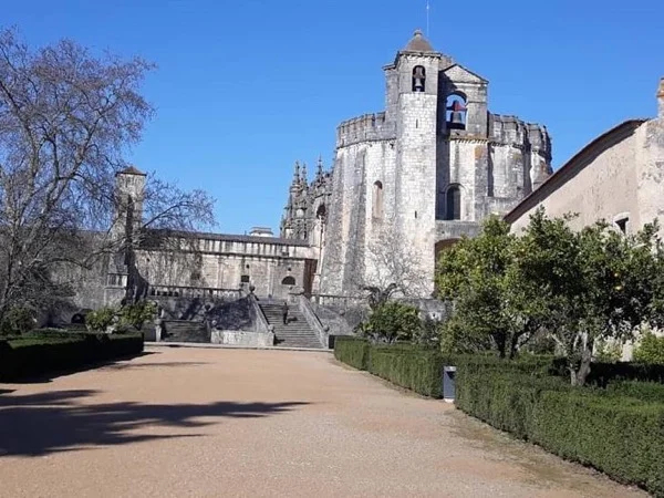 Alcobaça and Batalha Unesco Heritage Sites in great style w/Mercedes vehicle