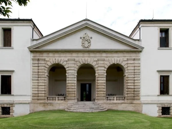 The Palladian Villas: the early years