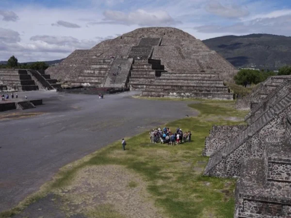 Teotihuacan and Tula: two day tour along ancient pyramids and 1000 years of history