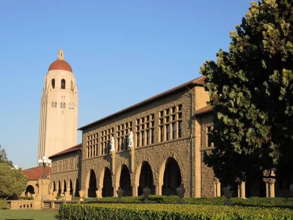 A Walking Tour of Stanford Unversity
