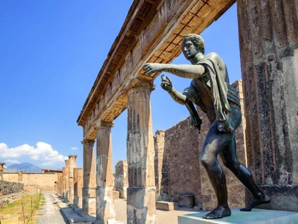 Full Day Tour of Pompeii and Naples up to 7 travellers.