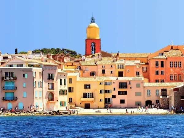 Villages, panoramas & wine - Premium private tour