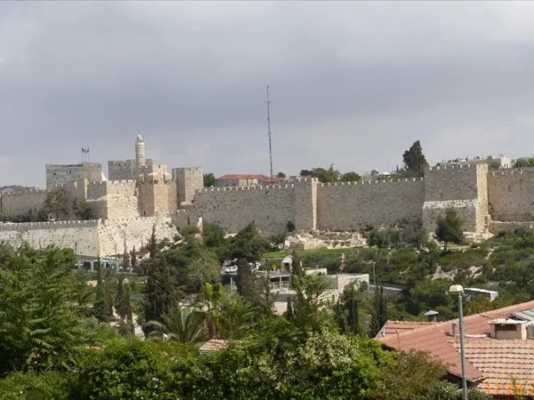 Golden Jerusalem