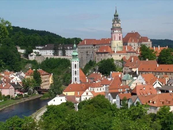 Private relaxed walking tour of Cesky Krumlov Old Town, Tower and Castle Courts - 3h