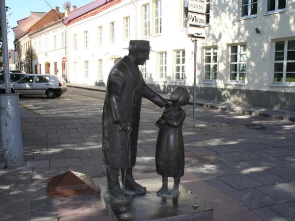 Jewish and Multinational Vilnius - Half Day Walking Tour