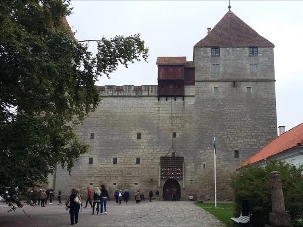 'Why islanders are so different?' Saaremaa and Muhu Islands Tour