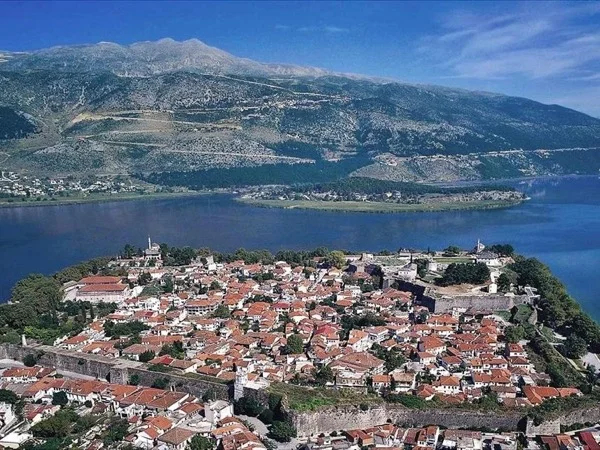 Half Day Tour to Ioannina and Island of Lake Pamvotis