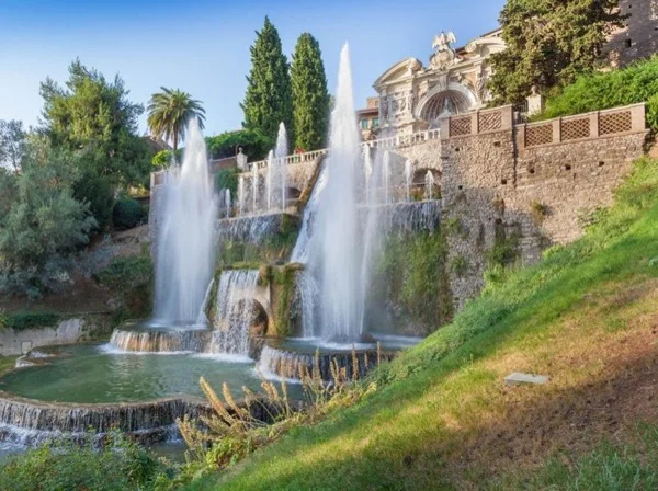 Visit Tivoli: Hadrian's Villa and Villa D'Este day tour from Rome