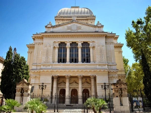 Synagogue and Jewish Ghetto in Rome half day walking tour