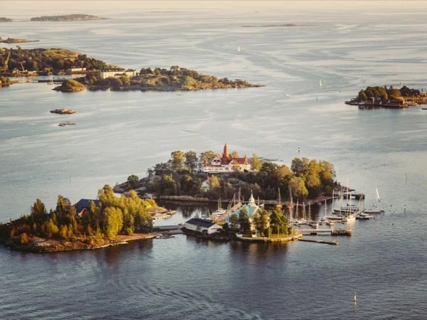 Helsinki Island Hopping & Finnish Sauna by Baltic Sea