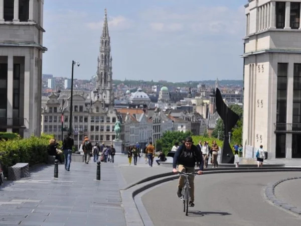 Slow walk through Brussels