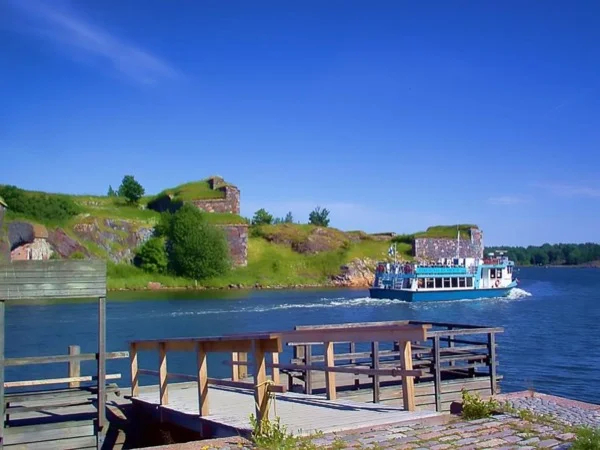 Helsinki Highlights and Suomenlinna Fortress_private guide
