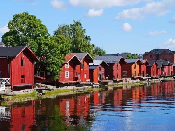 Discover Helsinki and Porvoo 6-hours tour