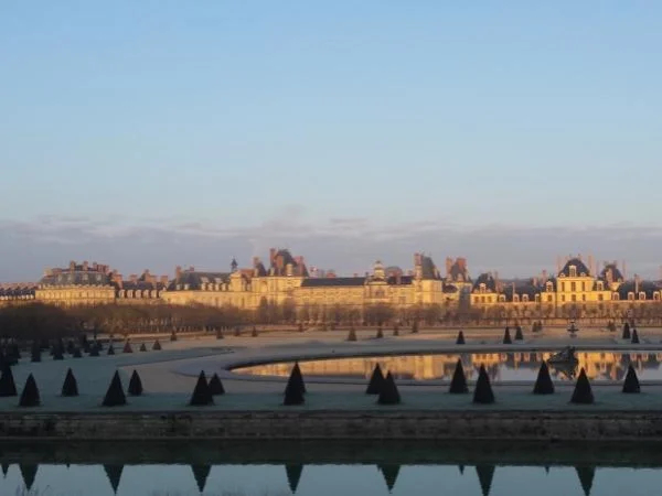 Fontainebleau Palace and Garden 6 Hours Private Tour