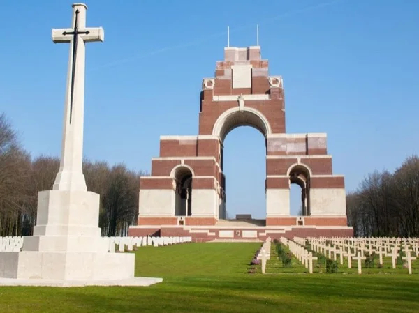 WWI Somme Battlefields Day Trip from Paris