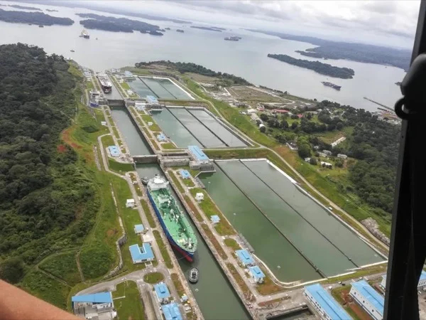 Agua Clara New Expanded Locks & Fort San Lorenzo Private Tour