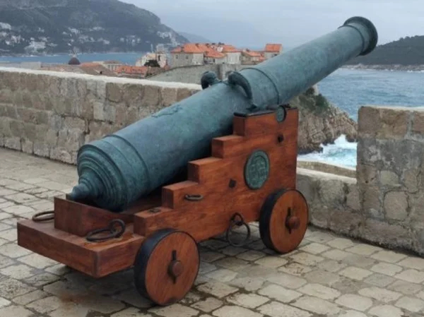 Discover King's Landing - Game Of Thrones Themed Half Day Tour